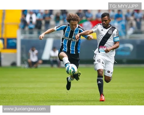 独立队与格雷米奥激战正酣谁能在这场对决中笑到最后